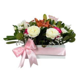 Arreglo Floral de Rosas con Mariposas | Amanecer Floral