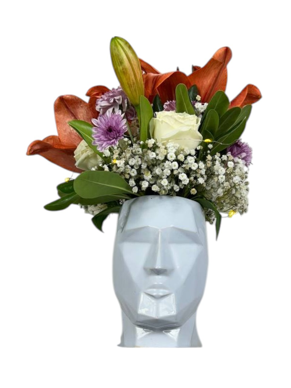 Arreglo Floral de Rosas con Luz | Esencia Serena 2 Arreglo en florero rostro blanco con lirios naranjas, rosas blancas, gypsophila, flores lila y luces LED.