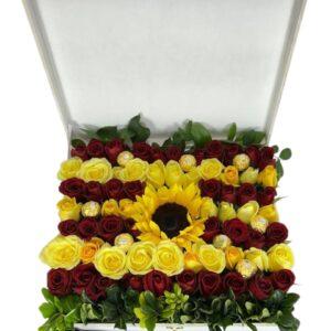 Arreglo Floral de Rosas y Girasoles con Ferrero | Sol de Pasión