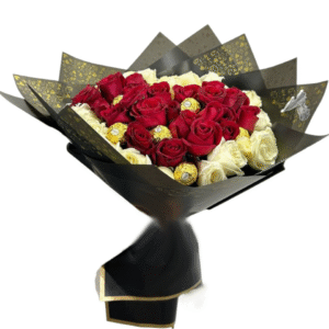 Arreglo Floral de Rosas con Ferrero | Corazón Delicia